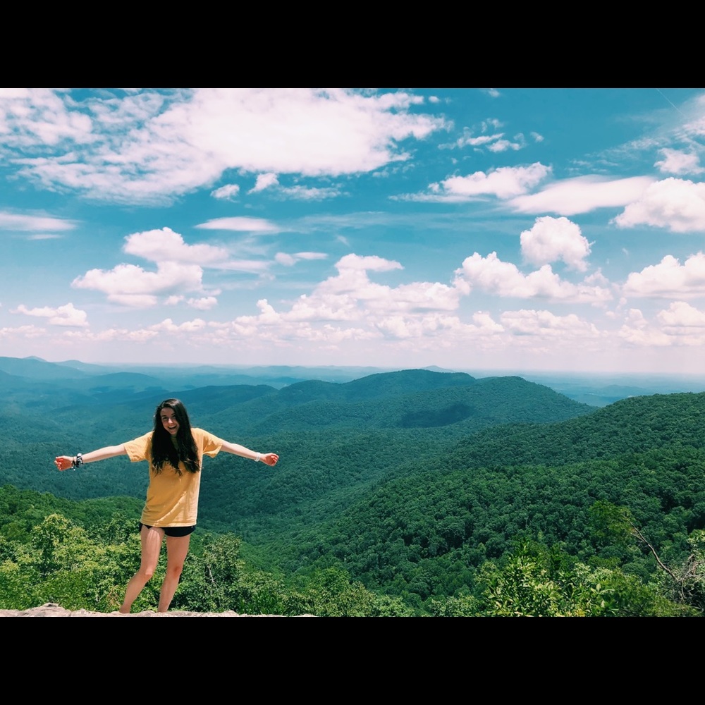 Meet your Posher, Elizabeth